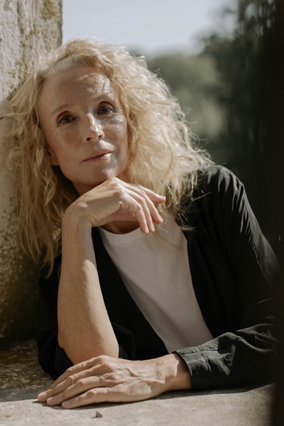 older women hair loss solutions Stephen James Trichology, Oxford, Birmingham, Essex